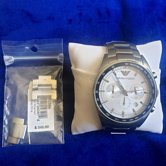 Emporio Armani, AR 6095 - Picture 4 of 6